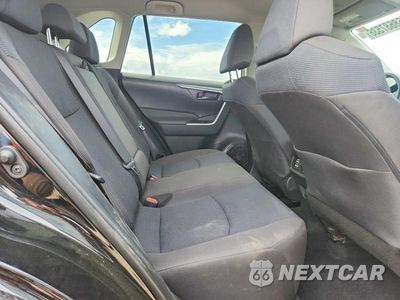 Zdjęcie 10 z 13 samochodu: 2024 TOYOTA RAV4 LE VIN:2T3H1RFV1RC267780 - miniatura