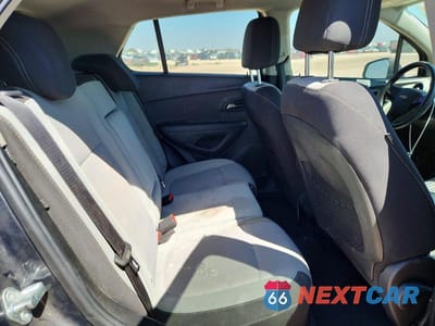 Zdjęcie 10 z 12 samochodu: 2016 CHEVROLET TRAX LS VIN:3GNCJKSB1GL158775 - miniatura