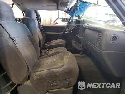 Zdjęcie 7 z 12 samochodu: 2000 CHEVROLET SILVERADO K2500 VIN:1GCGK24U8YE155783 - miniatura