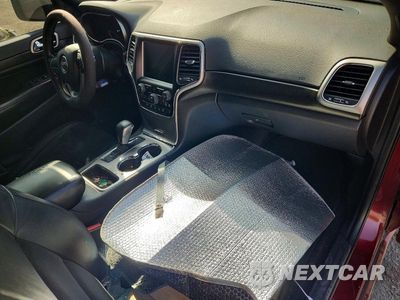 Zdjęcie 8 z 12 samochodu: 2017 JEEP GRAND CHEROKEE LAREDO VIN:1C4RJEAG3HC953003 - miniatura