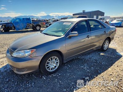 2006 TOYOTA CAMRY LE 4T1BE32K96U650632 - główne zdjęcie licytacji z USA - miniatura