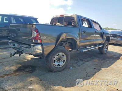 Trzecie zdjęcie samochodu z tyłu: 2011 TOYOTA TACOMA DOUBLE CAB PRERUNNER VIN:3TMJU4GNXBM114279 - miniatura
