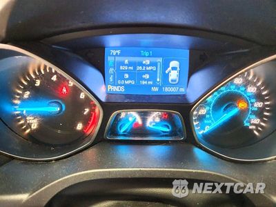Zdjęcie 9 z 13 samochodu: 2015 FORD ESCAPE SE VIN:1FMCU0G73FUA24715 - miniatura
