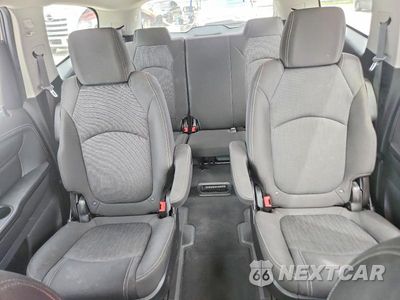 Zdjęcie 10 z 13 samochodu: 2017 CHEVROLET TRAVERSE LT VIN:1GNKRGKD4HJ210153 - miniatura