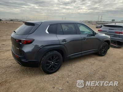 Trzecie zdjęcie samochodu z tyłu: 2023 MAZDA CX-50 SELECT VIN:7MMVABAM1PN150390 - miniatura