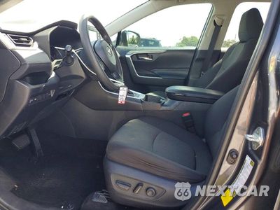 Zdjęcie 7 z 13 samochodu: 2019 TOYOTA RAV4 XLE VIN:2T3W1RFV1KW002501 - miniatura
