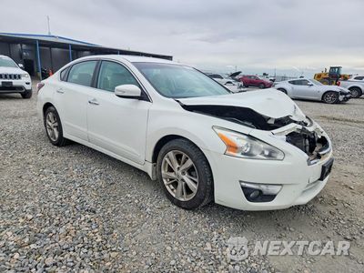 Czwarte zdjęcie samochodu z boku: 2015 NISSAN ALTIMA 2.5 SV VIN:1N4AL3AP5FC458171 - miniatura