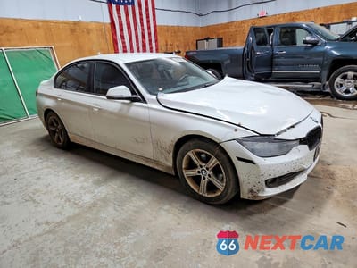Czwarte zdjęcie samochodu z boku: 2013 BMW 3 SERIES XI VIN:WBA3B3C50DF540707 - miniatura