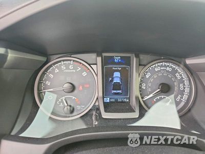 Zdjęcie 9 z 12 samochodu: 2017 TOYOTA TACOMA TRD SPORT VIN:3TMCZ5AN0HM093833 - miniatura