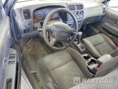 Zdjęcie 8 z 13 samochodu: 2001 NISSAN FRONTIER XE VIN:1N6ED27T61C333192 - miniatura