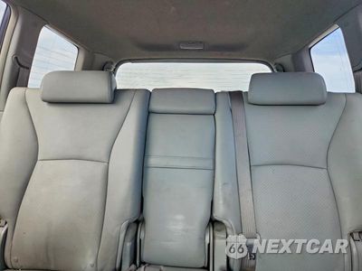 Zdjęcie 10 z 13 samochodu: 2005 TOYOTA HIGHLANDER LIMITED VIN:JTEEP21A650105049 - miniatura