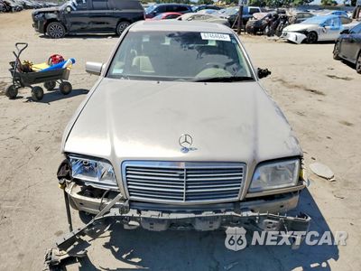 Piąte zdjęcie samochodu w środku: 1998 MERCEDES-BENZ C 230 VIN:WDBHA23GXWA638746 - miniatura