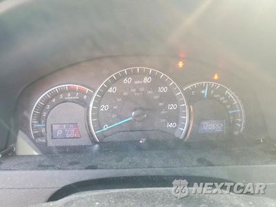 Zdjęcie 9 z 13 samochodu: 2014 TOYOTA CAMRY XLE VIN:4T4BF1FK1ER389450 - miniatura