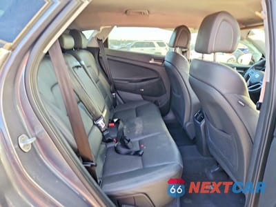 Zdjęcie 11 z 13 samochodu: 2018 HYUNDAI TUCSON SEL PLUS VIN:KM8J33A40JU818686 - miniatura