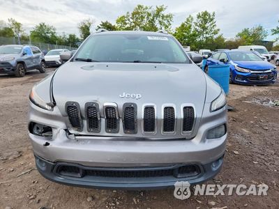 Piąte zdjęcie samochodu w środku: 2016 JEEP CHEROKEE LATITUDE VIN:1C4PJMCS3GW197950 - miniatura