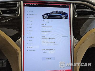 Zdjęcie 9 z 12 samochodu: 2014 TESLA MODEL S VIN:5YJSA1H17EFP39559 - miniatura