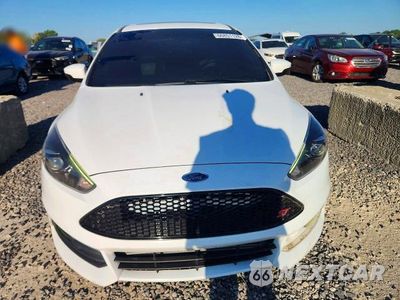 Piąte zdjęcie samochodu w środku: 2018 FORD FOCUS ST VIN:1FADP3L96JL289903 - miniatura