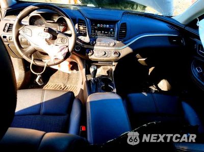 Zdjęcie 8 z 12 samochodu: 2018 CHEVROLET IMPALA LT VIN:2G1105S38J9141777 - miniatura