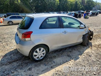 Trzecie zdjęcie samochodu z tyłu: 2010 TOYOTA YARIS BASE VIN:JTDJT4K30A5315783 - miniatura