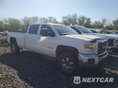 Czwarte zdjęcie samochodu z boku: 2015 GMC SIERRA K3500 SLE VIN:1GT422E86FF504211 - miniatura