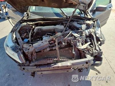 Zdjęcie 11 z 12 samochodu: 2016 HONDA ACCORD EXL VIN:1HGCR2F89GA108277 - miniatura