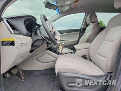 Zdjęcie 7 z 14 samochodu: 2016 HYUNDAI TUCSON ECO VIN:KM8J3CA26GU158905 - miniatura