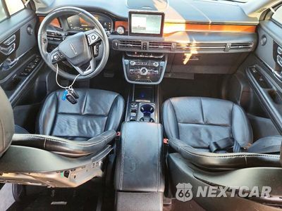 Zdjęcie 8 z 14 samochodu: 2021 LINCOLN CORSAIR RESERVE VIN:5LMCJ2D92MUL10138 - miniatura