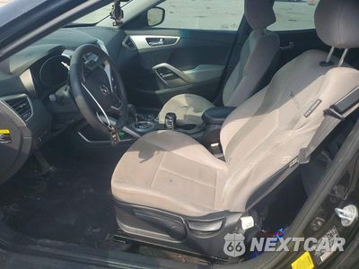 Zdjęcie 7 z 12 samochodu: 2014 HYUNDAI VELOSTER VIN:KMHTC6ADXEU194802 - miniatura