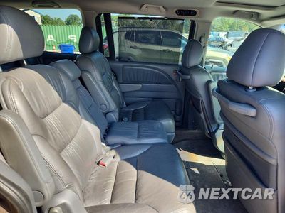 Zdjęcie 11 z 13 samochodu: 2007 HONDA ODYSSEY EXL VIN:5FNRL38787B020008 - miniatura