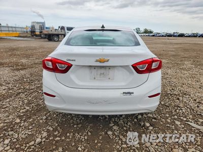 Zdjęcie 6 z 12 samochodu: 2017 CHEVROLET CRUZE LS VIN:1G1BC5SM8H7127443 - miniatura