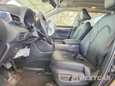 Zdjęcie 7 z 12 samochodu: 2023 TOYOTA HIGHLANDER PLATINUM VIN:5TDKDRBH8PS525478 - miniatura