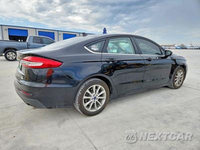 Trzecie zdjęcie samochodu z tyłu: 2020 FORD FUSION SE VIN:3FA6P0HD9LR191747 - miniatura