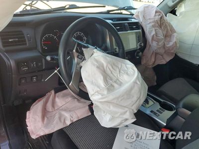 Zdjęcie 8 z 14 samochodu: 2021 TOYOTA 4RUNNER SR5 VIN:JTEMU5JRXM5969714 - miniatura