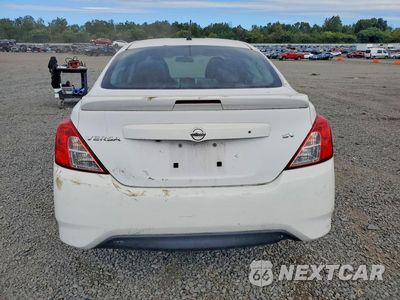 Zdjęcie 6 z 14 samochodu: 2019 NISSAN VERSA SV VIN:3N1CN7AP0KL880161 - miniatura