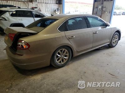 Trzecie zdjęcie samochodu z tyłu: 2016 VOLKSWAGEN PASSAT S VIN:1VWAT7A30GC038668 - miniatura