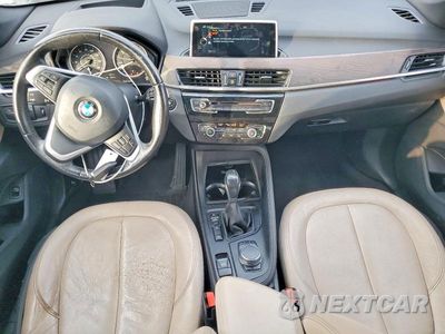 Zdjęcie 8 z 13 samochodu: 2017 BMW X1 XDRIVE28I VIN:WBXHT3Z39H4A57624 - miniatura