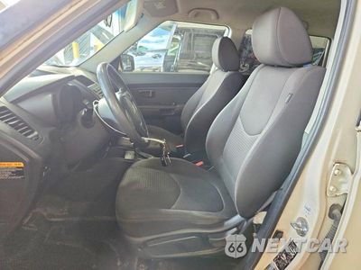 Zdjęcie 7 z 12 samochodu: 2013 KIA SOUL BASE VIN:KNDJT2A50D7499462 - miniatura