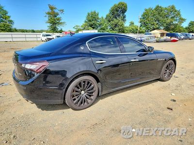 Trzecie zdjęcie samochodu z tyłu: 2016 MASERATI GHIBLI S VIN:ZAM57RTA0G1177044 - miniatura