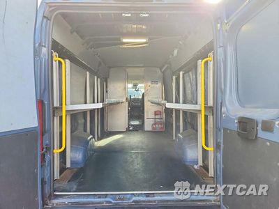 Zdjęcie 10 z 13 samochodu: 2020 RAM PROMASTER 3500 DELIVERY VAN VIN:3C6URVJG0LE143632 - miniatura