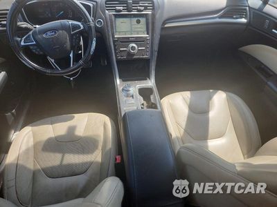 Zdjęcie 8 z 13 samochodu: 2018 FORD FUSION TITANIUM VIN:3FA6P0RU9JR247259 - miniatura