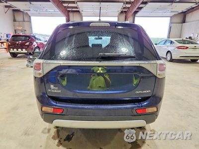 Zdjęcie 6 z 13 samochodu: 2015 MITSUBISHI OUTLANDER SE VIN:JA4AZ3A3XFZ000994 - miniatura