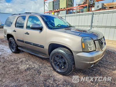 Czwarte zdjęcie samochodu z boku: 2011 GMC YUKON SLE VIN:1GKS2AE00BR128503 - miniatura