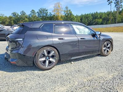 Trzecie zdjęcie samochodu z tyłu: 2023 BMW IX M60 VIN:WB533CF03PCM45558 - miniatura