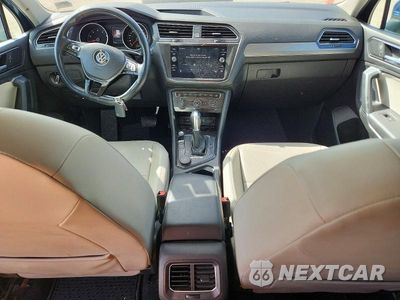 Zdjęcie 8 z 13 samochodu: 2018 VOLKSWAGEN TIGUAN SE VIN:3VV2B7AX7JM221019 - miniatura