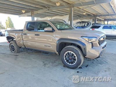 Czwarte zdjęcie samochodu z boku: 2026 TOYOTA TACOMA TRD OFF-ROAD VIN:3TMLB5JN1TM209201 - miniatura