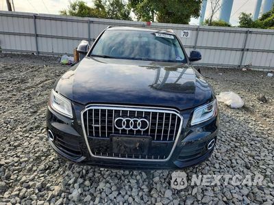 Piąte zdjęcie samochodu w środku: 2017 AUDI Q5 PREMIUM VIN:WA1C2AFP9HA078097 - miniatura