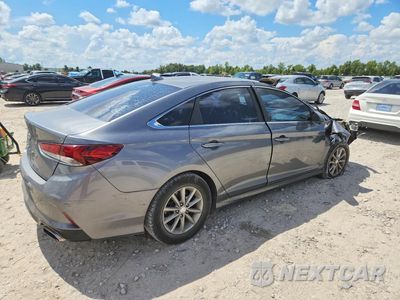 Trzecie zdjęcie samochodu z tyłu: 2018 HYUNDAI SONATA SE VIN:5NPE24AFXJH618411 - miniatura