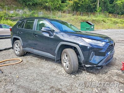 Czwarte zdjęcie samochodu z boku: 2024 TOYOTA RAV4 XLE VIN:2T3P1RFV2RW435985 - miniatura