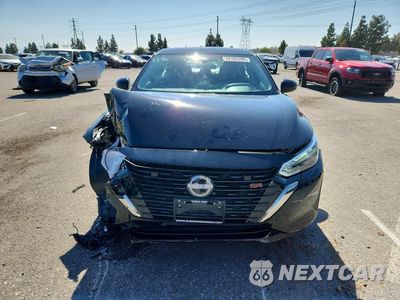 Piąte zdjęcie samochodu w środku: 2025 NISSAN SENTRA SR VIN:3N1AB8DV2SY415996 - miniatura