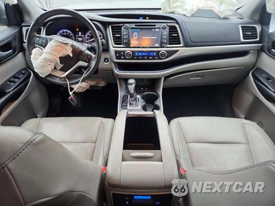 Zdjęcie 8 z 14 samochodu: 2016 TOYOTA HIGHLANDER XLE VIN:5TDJKRFH6GS315537 - miniatura